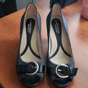 Gray Naturalizer Dress Heels